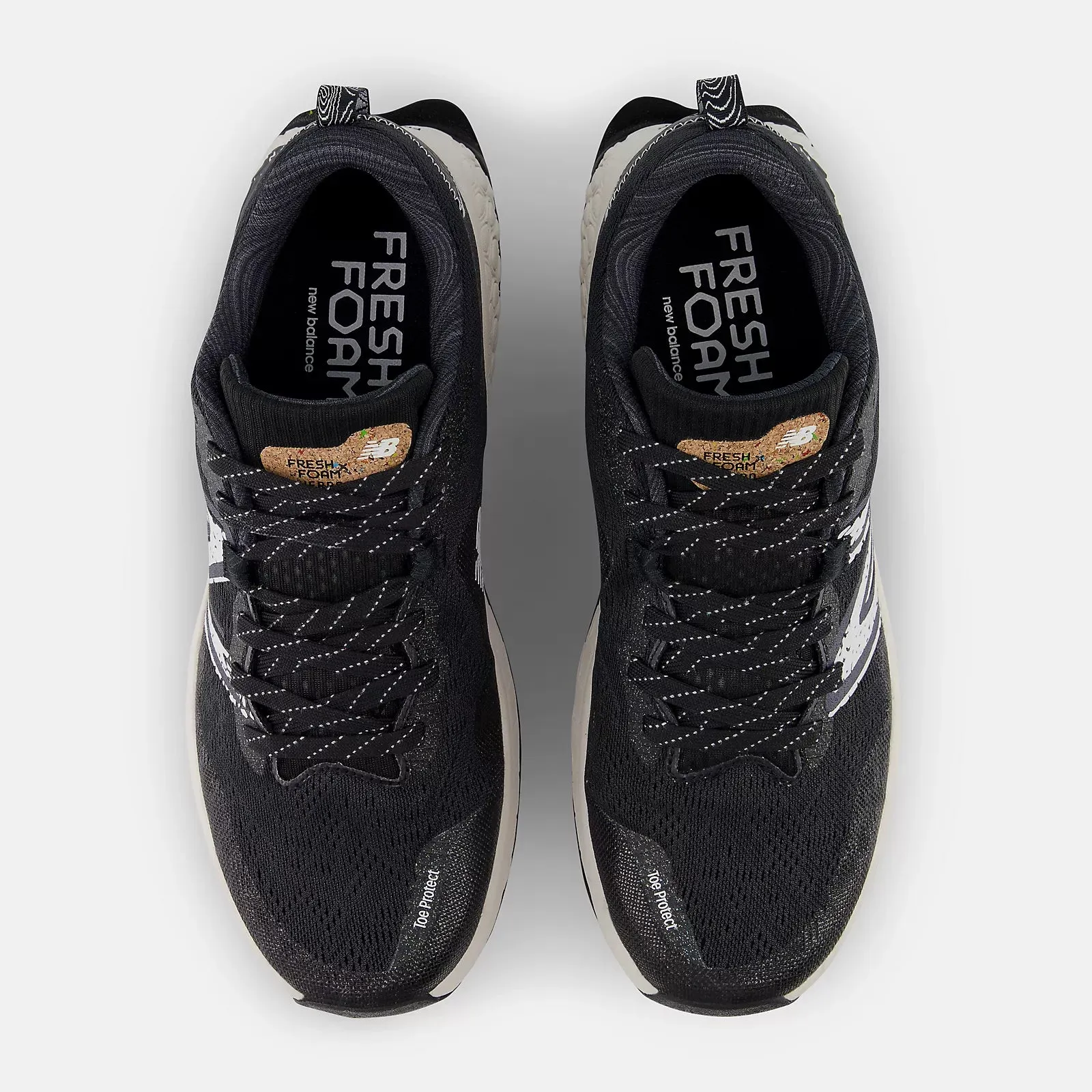 New Balance | Hierro v7 | Men's | Black/Reflection